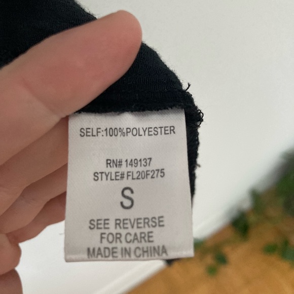 Light oversized flowey sheer blouse - Picture 4 of 5